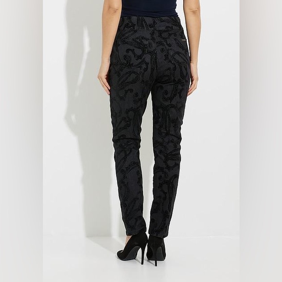 NWT🌸Joseph Ribkoff Black Cropped Jeans - Picture 8 of 17